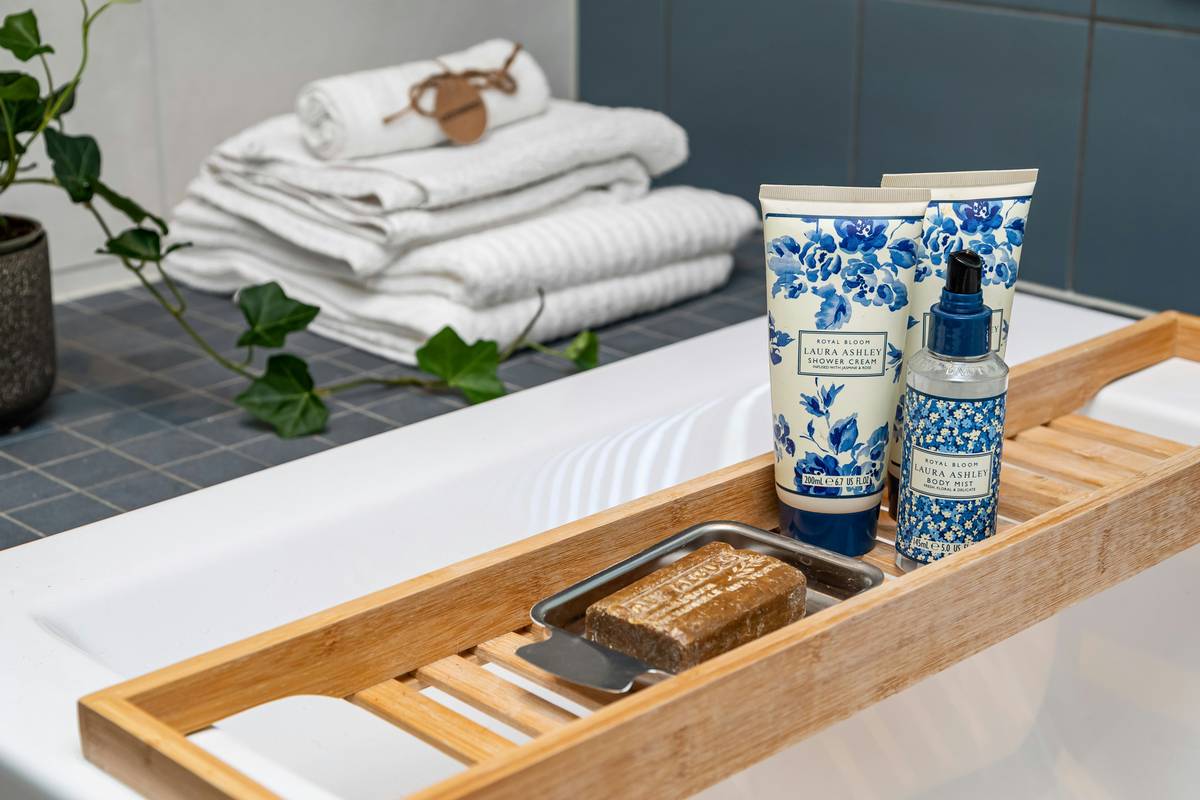 Why Your Home Spa Ritual Fails (And How to Fix It with Real Spa Bath and Body Products)